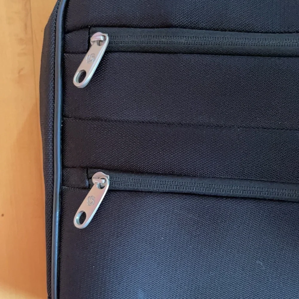 Samsonite Laptop Crossbody Bag